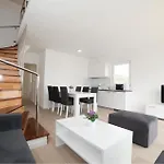 Lejlighed Three-bedroom In
