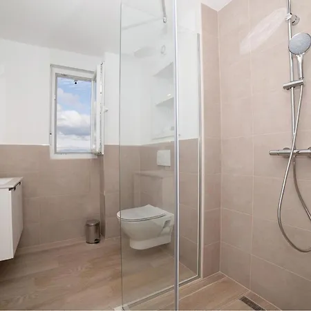 Διαμέρισμα Three-bedroom In *